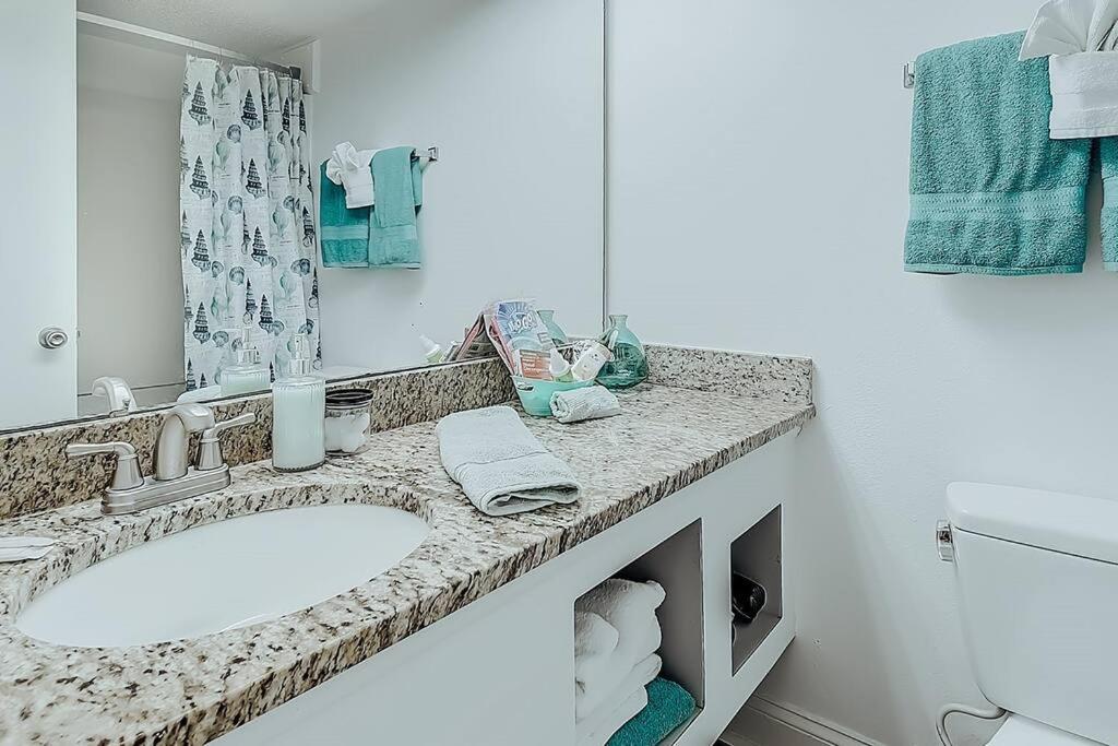 Ocean Front Comfy Condo W/Kitchen, Sleeps 4, Snowbird Paradise Myrtle Beach Exterior photo